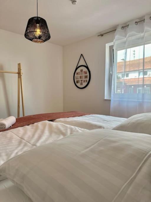 Amao-Pearl I Comfort Suite I 94Qm I Kingsize-Bett I Exklusiv Mit Balkon & Tiefgarage I Aufzug Offenburg Exterior foto
