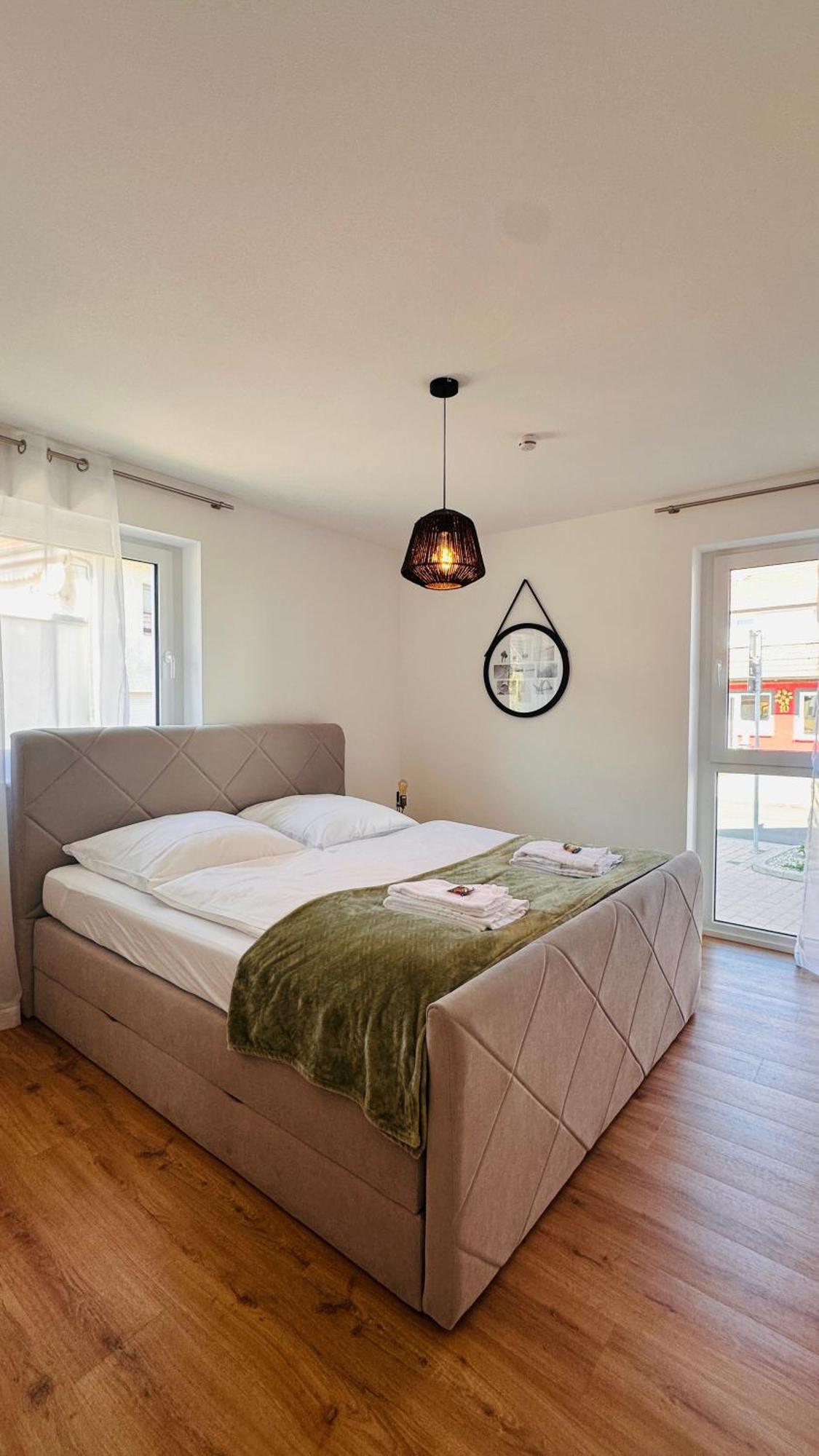 Amao-Pearl I Comfort Suite I 94Qm I Kingsize-Bett I Exklusiv Mit Balkon & Tiefgarage I Aufzug Offenburg Exterior foto